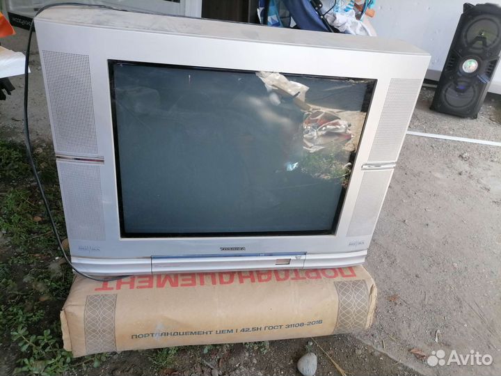 Продам телевизор бу