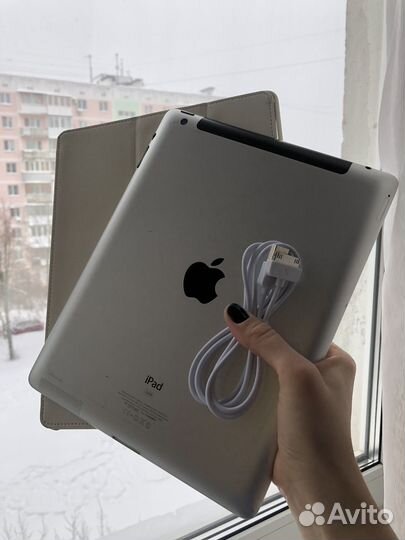 iPad 3 64гб стмкарта+вайфай