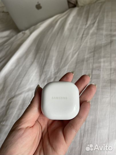 Беспроводные наушники Samsung Galaxy Buds2