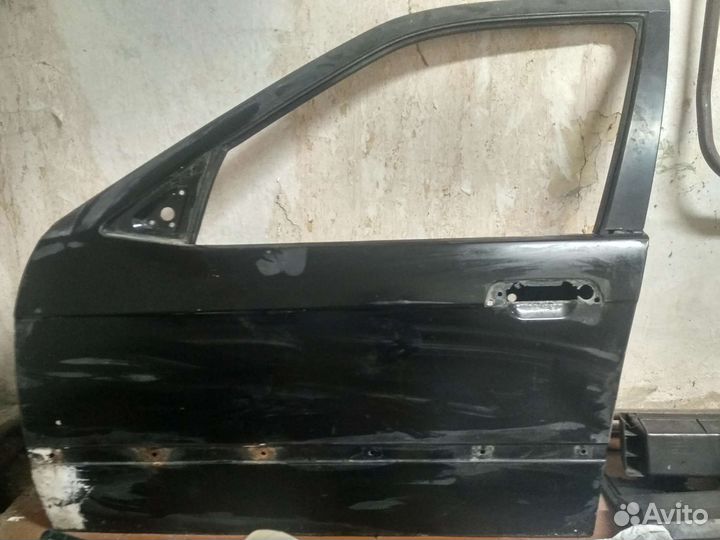 Дверь bmw e 36 седан