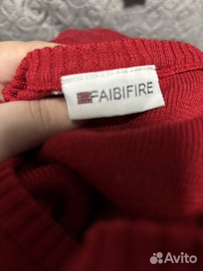 Жилетка женская бордовая размер 48