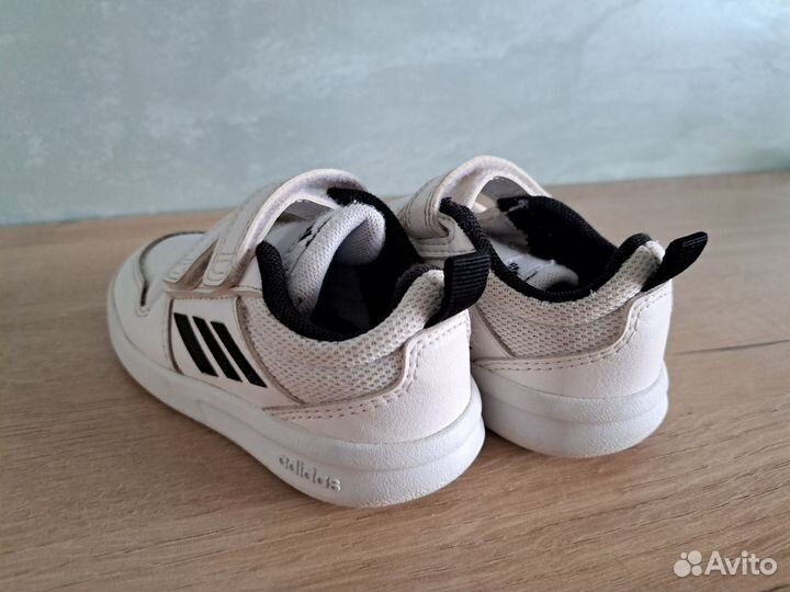 Кроссовки adidas 21 размер