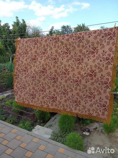 Покрывало на диван