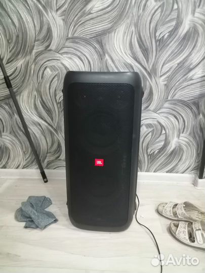 Jbl partybox 200