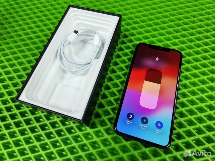 iPhone 11 Pro Max, 256 ГБ
