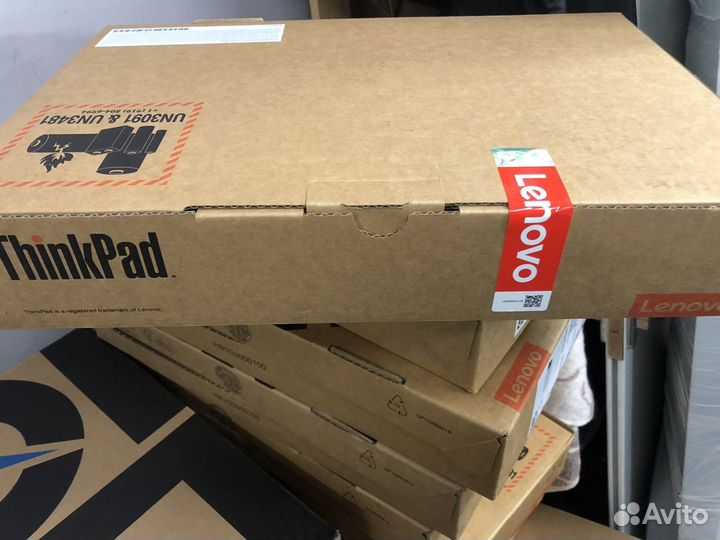 Lenovo thinkpad t14 i5-10310u/16gb/1tb/lte