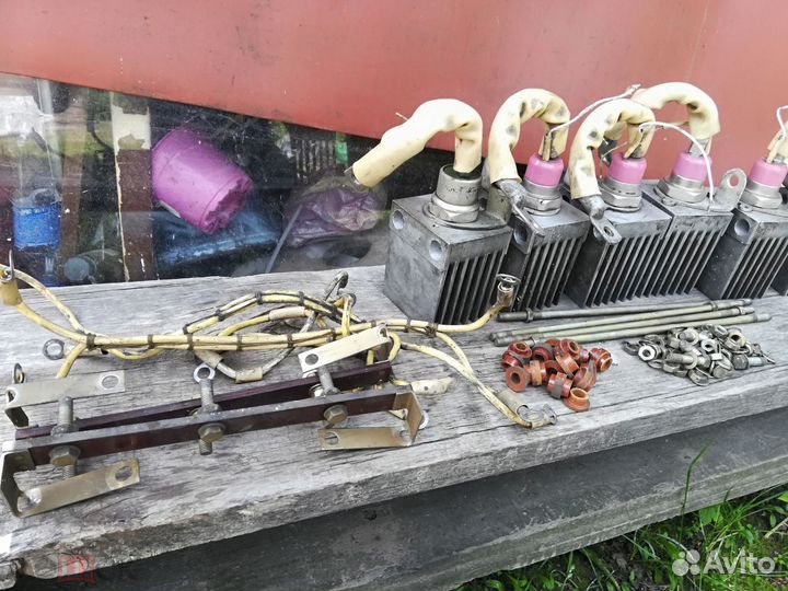 Силовые тиристоры, в комплекте, 6 штук