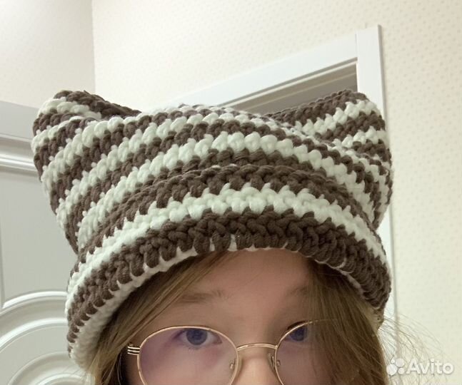 Шапка вязанная с ушками