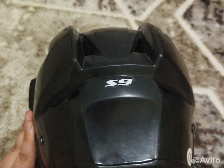 Хоккейный шлем