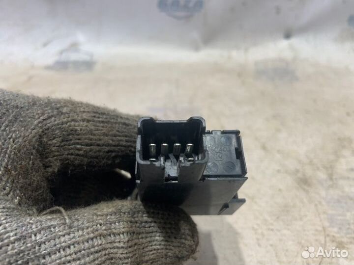 Кнопка режима АКПП Toyota Vista SV32 3S-FE 1998