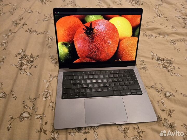 Apple macbook pro 14 2021