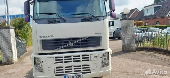 Pазбираем грузовик Volvo FH 2001-2005