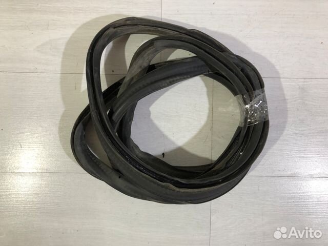 Уплотнитель багажника cadillac BLS 1.9 дизель