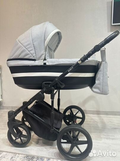 Коляска 2 в 1 adamex