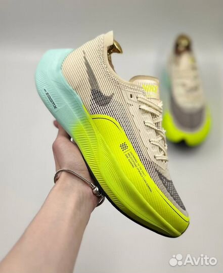 Беговые кроссовки Nike zoomX vaporfly next