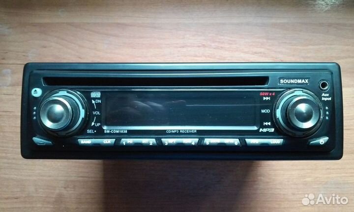 Автомагнитола Soundmax SM-CDM1038