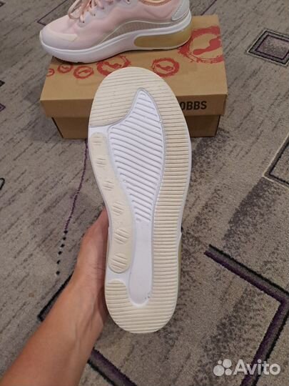 Кроссовки strobbs женские 38 размер, новые