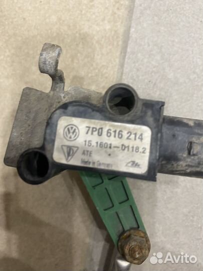 Датчик высоты дорожного просвета Porsche 958