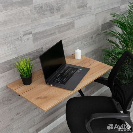 Стол откидной, настенный