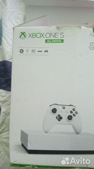 Xbox one s 2 геймпада 1tb