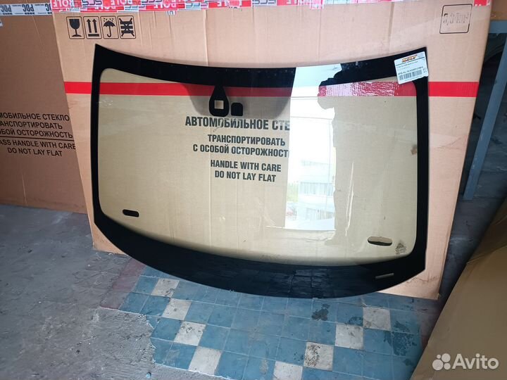 Стекло лобовое Митцубиси Оутлендер Mitsubishi Outl