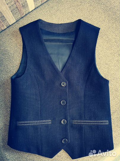 Костюм тройка на мальчика 122 размер