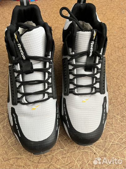 Кроссовки мужские 44 размер бу