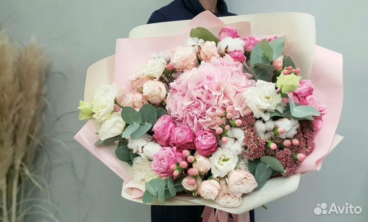 Пышный сборный букет