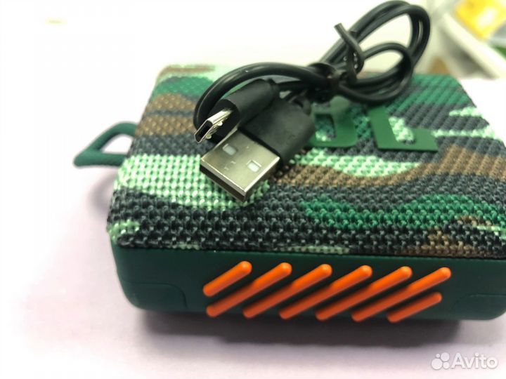 Портативная блютуз колонка