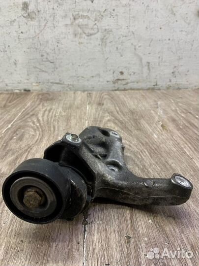 Кронштейн кондиционера Volkswagen Golf 5 BLF 2007