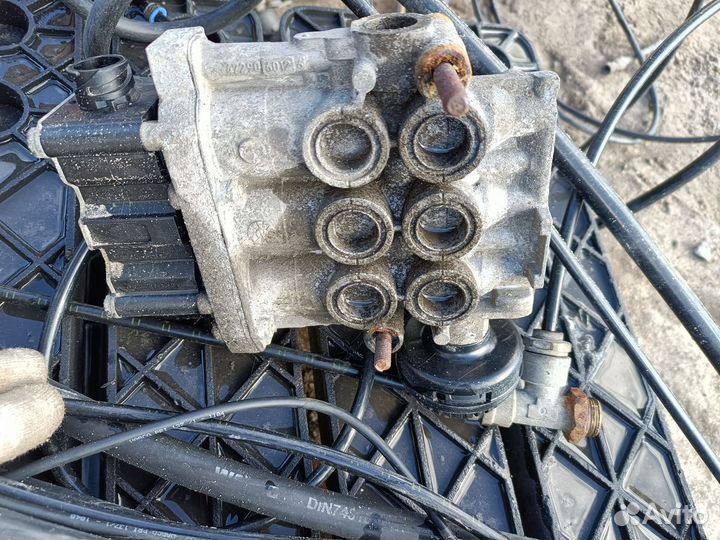 Кран управления подъемным мостом wabco