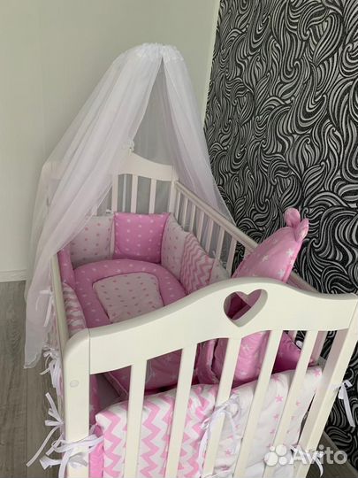Бортики и балдахин в кроватку