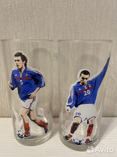 Стаканы с футболистами