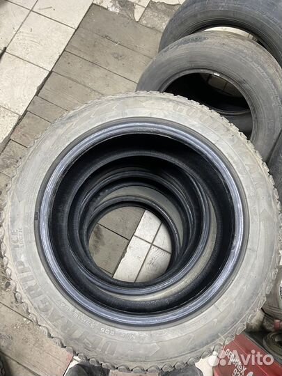 Goodyear Ultra Grip Ice Arctic 2 205/55 R16