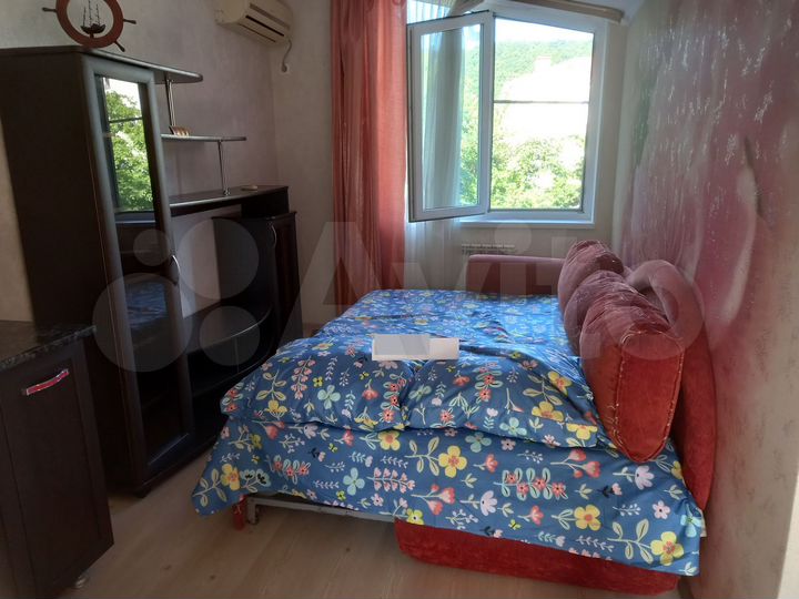 2-к. квартира, 46 м², 3/3 эт.