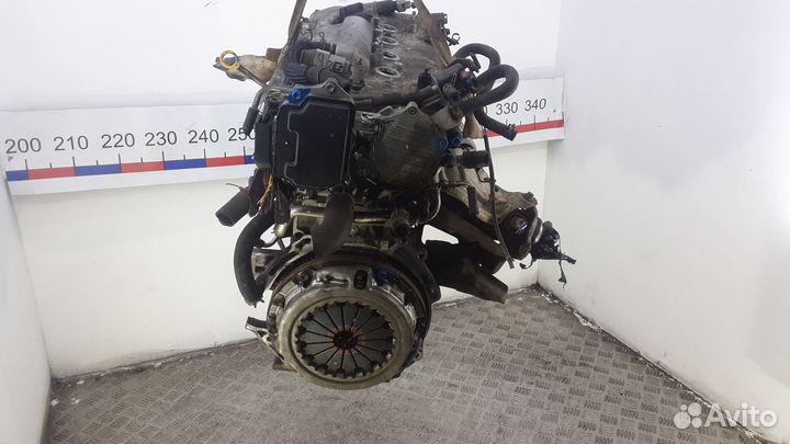 Двигатель Toyota Avensis 2ZR-FAE 1.8 литра бензин