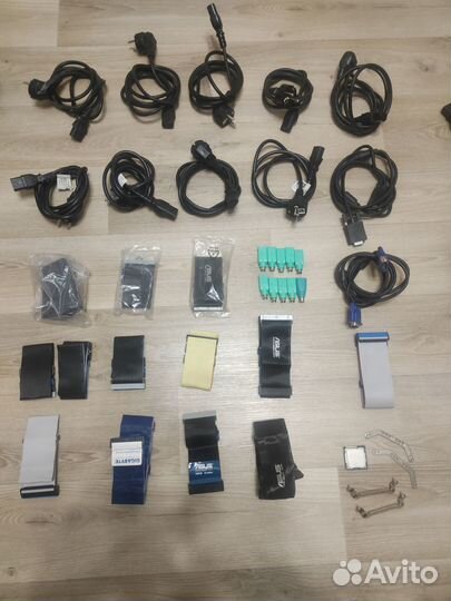 Шнур питания для компьютера и удлинитель