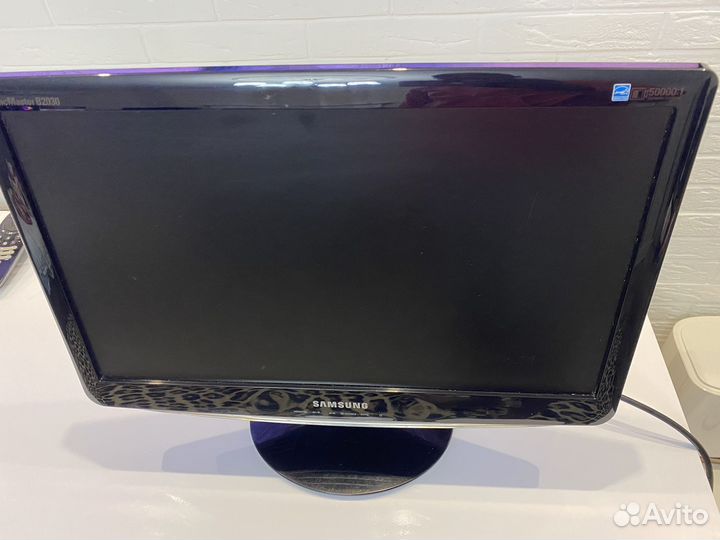 Монитор Samsung SyncMaster B2030 20