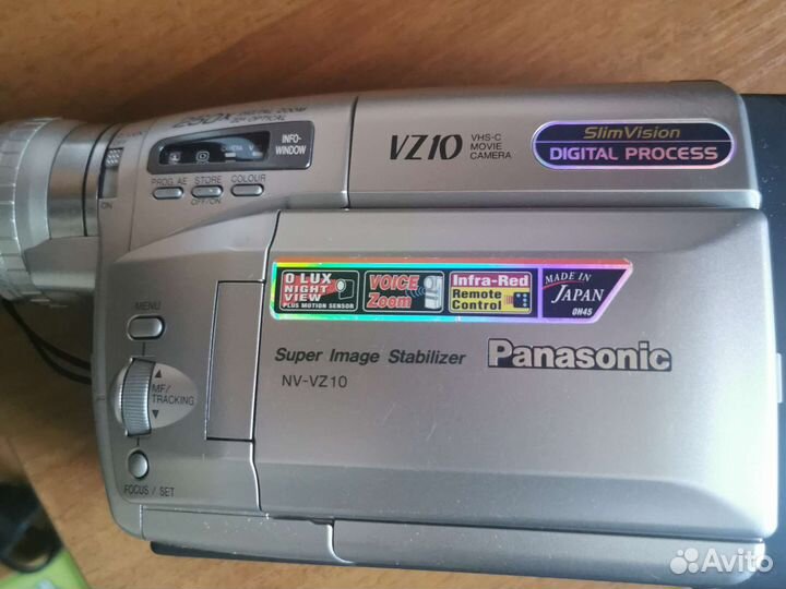 Видеокамера Panasonic nv-vz10