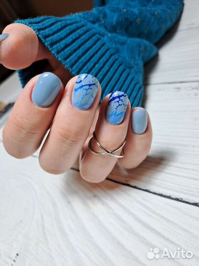 Маникюр с покрытием гель-лаком