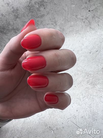 Модель на маникюр