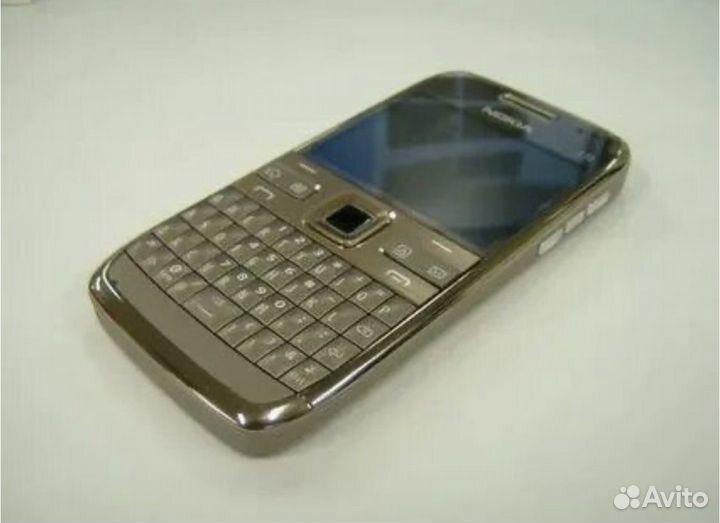 Nokia E72
