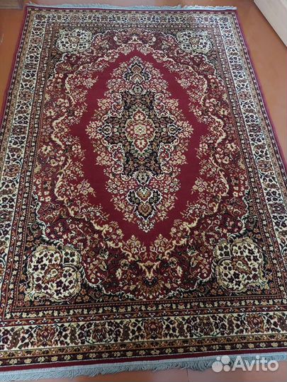 Ковер синтетический