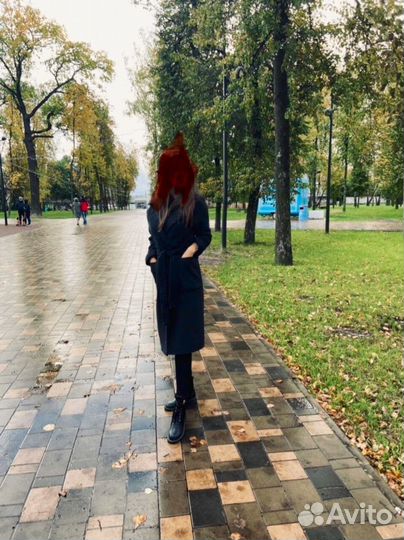 Продам пальто весенние