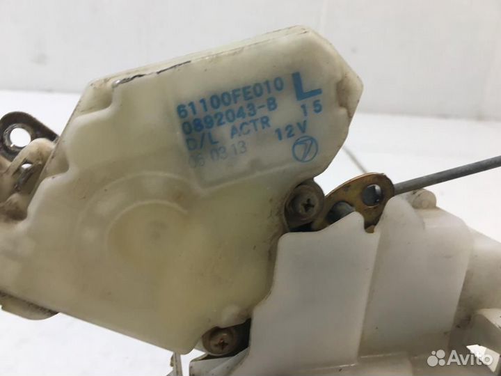 Замок двери передней левой Subaru Impreza 2 GD GG