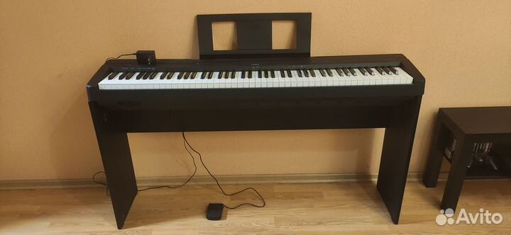 Продам цифровое пианино Yamaha P-45 B