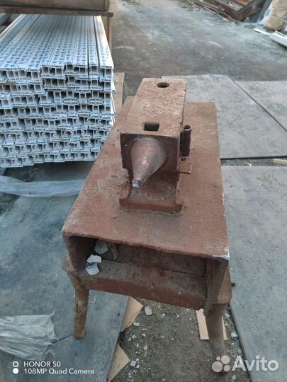 Наковальня СССР