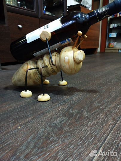 Фигурки из дерева держатель для бутылок или телефо