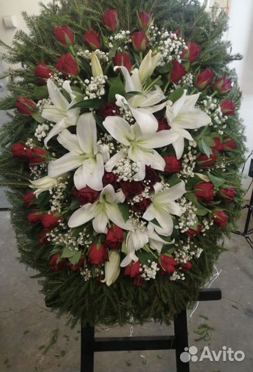 Венок ритуальный живой, искусственный, флорет