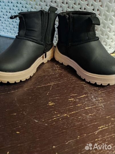 Сапожки для девочки